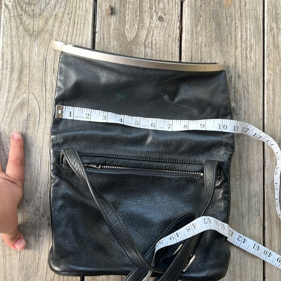 Vintage Black Leather Foldover Shoulder Bag with Hinged silver Metal Frame - Picture 12 of 14